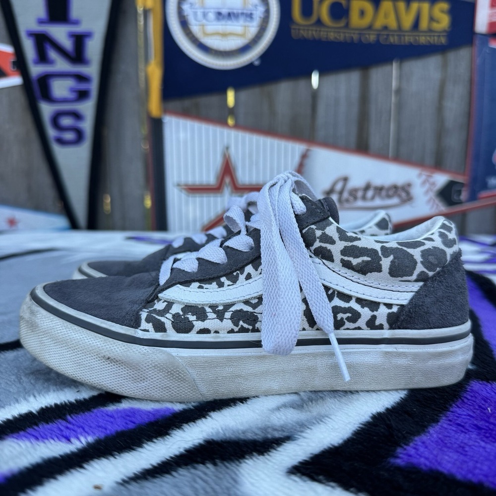 Size 1Y - Vans Old Skool Grey Suede Snow Leopard Print Lace Up Sneakers